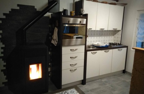 Pedernec Cottage | Typical Breton house 20 minutes from the Pink Granite Coast