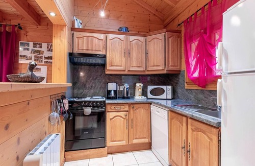 Etobon Cottage | Typical chalet with fireplace, hikes and fishing in the Vosges, WiFi included