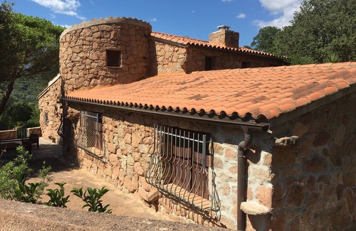 Figari Villa | Typical Corsican villas in landscaped park with swimming pool South Corsica