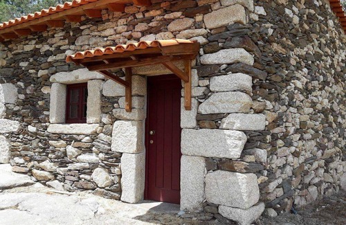 Tabuaco House | Typical house in the middle of nature