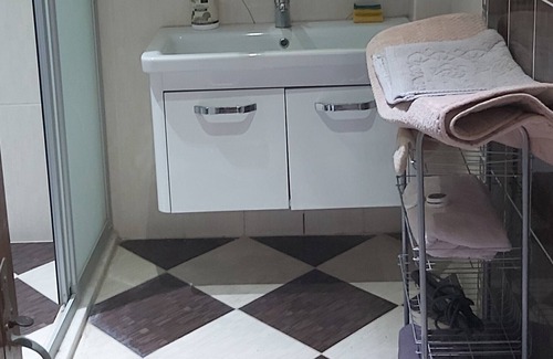 Avanos House | Typical stone house with arches