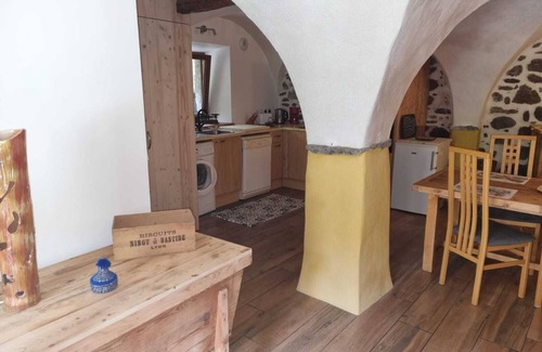 Vallouise-Pelvoux Apartment | Typical village apartment