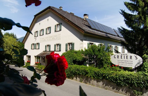 Telfes im Stubai Apartment | Tyrolean apartment for up to 5 people with SWIMMING POOL, garden, pets allowed