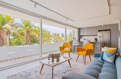 Cartagena District Condo | U-GO Faro Tequendema