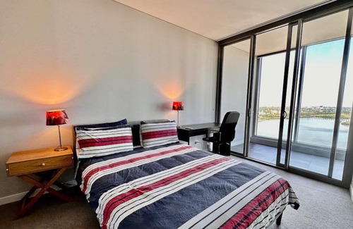 Wentworth Point Apartment | U2410 · Spacious and Stylish 2-Bedroom Apartment with view
