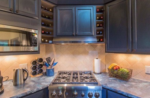 Agpar Cottage | Uber Luxury Home INSIDE Glacier with Hot Tub, Pool Table & Guest House!