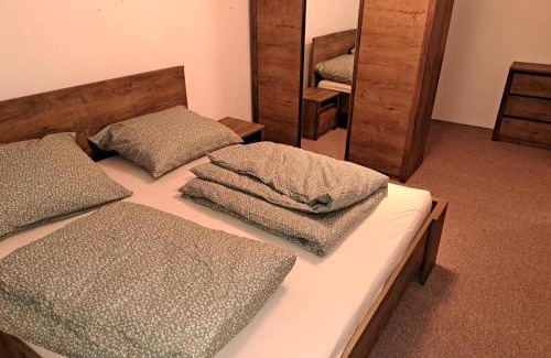 Surany House | Ubytovňa Šurany