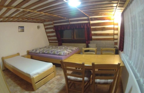 Pec pod Snezkou House | Ubytování U Vořechovských