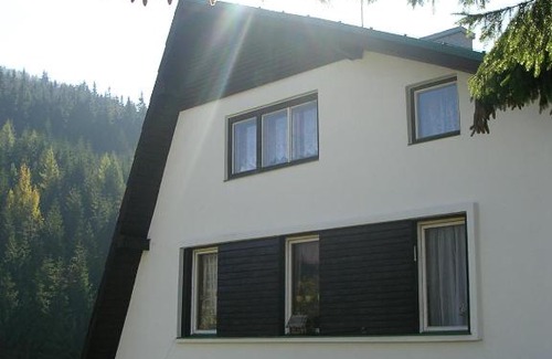 Pec pod Snezkou House | Ubytování U Vořechovských