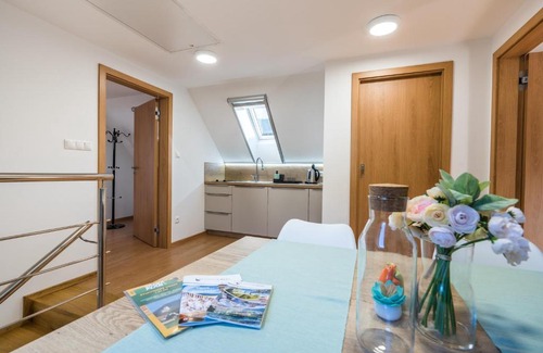 Hodrusa Hamre Apartment | Ubytovanie pod gaštanom