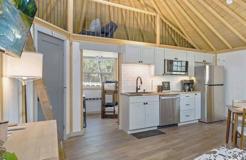 Canyon Lake Cabin | Ultimate Group Getaway at Canyon Lake - Sleeps 28!