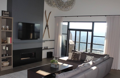 Mont-Tremblant Condo | Ultimate luxury Ski-in/Ski-out - Walking distance pedestrian village