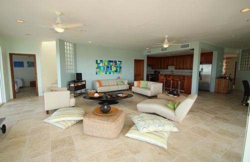 East End Village Villa | Ultimate Luxury Villa 2 pools,theater,panoramic Ocean views, entertainment mecca