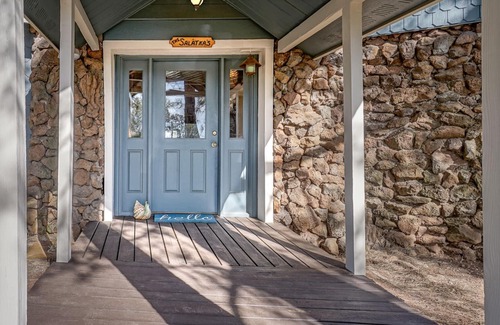 Parks House | Ultra-Charming, One-of-a-kind,Treasure! Central to Key Attractions! Magical