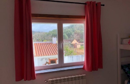 Lourinha House | Ultra complete house with garden and barbecue, garage - 6 km from the beaches