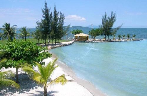 Sao Pedro da Aldeia House | Um sonho de casa frente à laguna