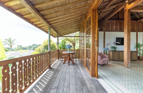 Banjar Villa | Umah Lusa - Deluxe Suite, 1 Bedroom, Balcony, Garden View - 3n