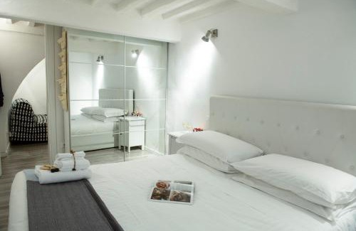 Santa Croce Apartment | Un Bacio a Firenze