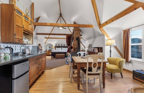 Zion National Park South Entrance Bed & Breakfast | Under the Eaves at Zion National Park