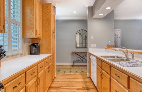 Murrells Inlet House | Under the Oaks - Cottage at Wachesaw Plantation, Dog Friendly