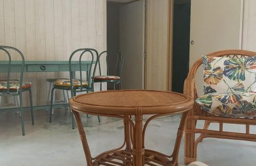 Saint-Cierge-sous-le-Cheylard Apartment | Une pause Champêtre : gîte avec terrasse