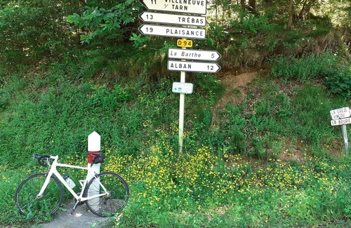 Coupiac House | Une Terrasse au Soleil