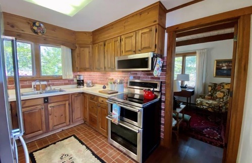 Newagen House | Unforgettable Oceanfront: Panoramic Ocean Views Await at Ledgemere Cottage