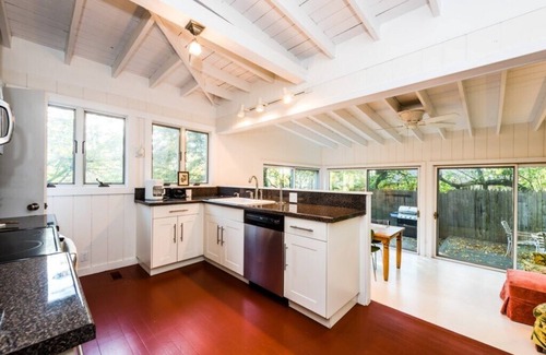Lakeside House | UNION PIER HOME WITH PRIVATE HEATED POOL and BEACH ACCESS!
