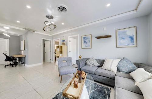 Little Ranches House | Unique 2 House Rental 3 Mi to Beach and Boardwalk