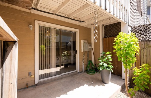 Blossoms Park House | Unique 3-story relaxation