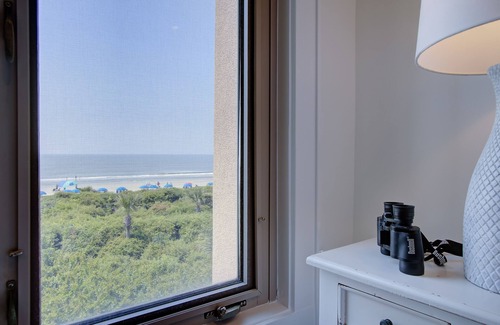 Kiawah Island Condo | Unique and sophisticated 2 bed/2 bath oceanfront condo