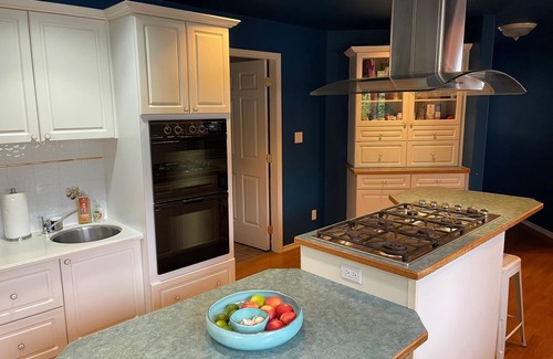 Selma Park House | Unique and Stunning 3 Bedroom Home with Ocean View