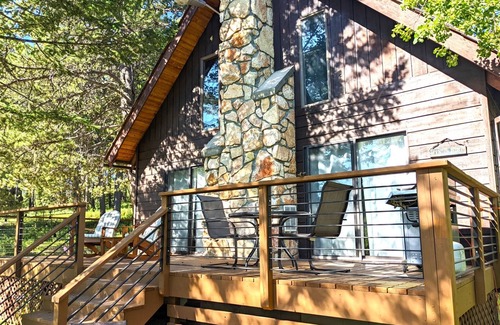Red Lodge Cabin | Unique cabin, dog friendly, Wi-Fi, quiet home- Into the Woods