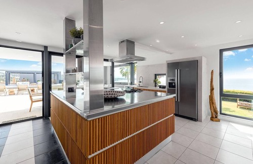 Chorafakia Villa | Unique design - location 500m from the sandy beach