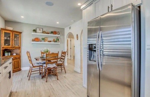 El Paso House | Unique Dream House ! Spacious 4-bedroom in amazing Located in El Paso.
