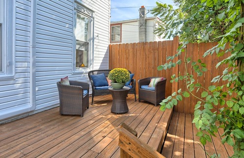 Hummelstown House | Unique & Historic w/Hot Tub, Firepit Next To Hershey