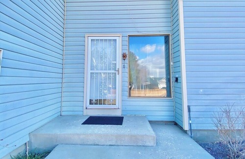 Pocatello House | Unique Home Near Temple and Parks, great for families!