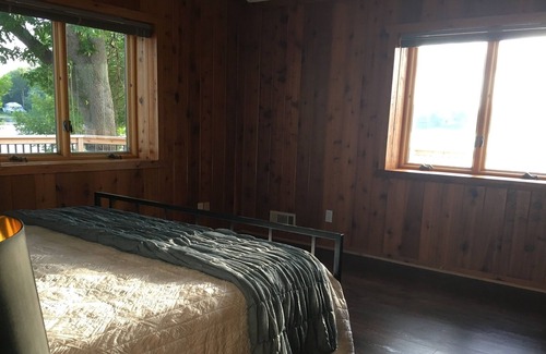 Prior Lake House | Unique Island Getaway On Prior Lake!