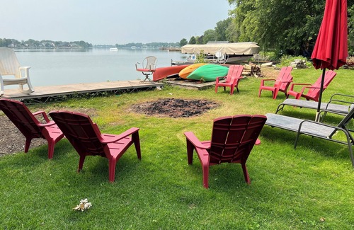 Beaver Dam Apartment | Unique Lake Condo W/Walking distance from downtown amenities