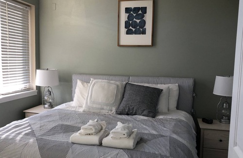 Lake Geneva Condo | Unique, Peaceful, & Comfy South Shore Gem!