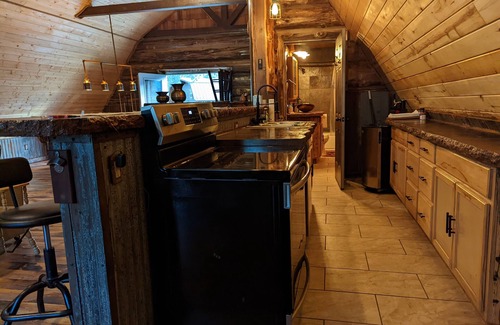 Victor House | Unique Rustic and Renovated Barn in the Woods