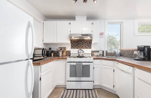 Seabright House | Unique Seabright Serenity