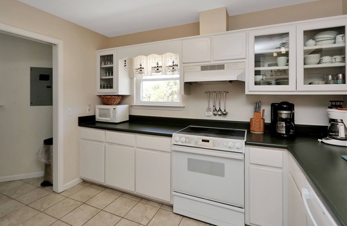 Indian Pass House | Unique & spacious w/Gulf views throughout, easy walk to beach ~ DeLight House
