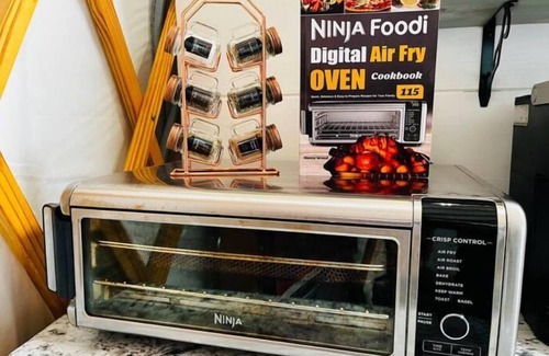 Roseland Cabin | Unique Stay! Yurt with Mountain View, 1 min to Breweries & Hiking, 5 min to Lake