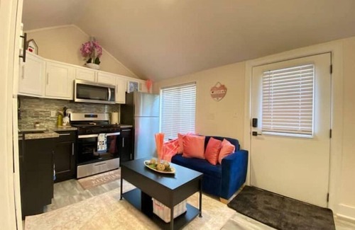 Homestead Apartment | Unique-Studio Apt. Across OHSU Hospital