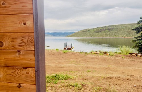 Helper House | Unique | tiny home on the lake