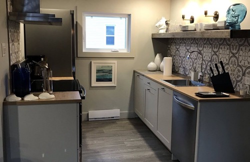 Saint Jovite Apartment | Unique to TREMBLANT-BIG STYLE!HOT TUB .low rates-CITQ no. 303870