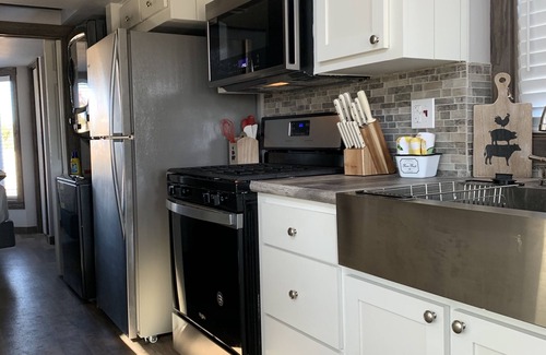 Hutto Other | Uniques Farm Stay in a Tiny House