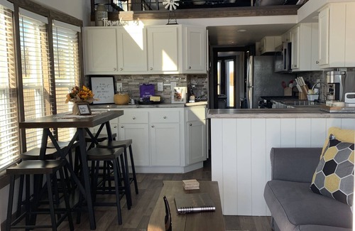 Hutto Other | Uniques Farm Stay in a Tiny House