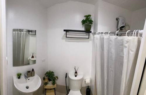 Tagaytay Apartment | Unit 1005 Tower B Cool Suites at Wind Residences